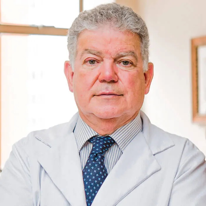 Dr. João Mansur - Cirurgião Plástico e Dermatologista